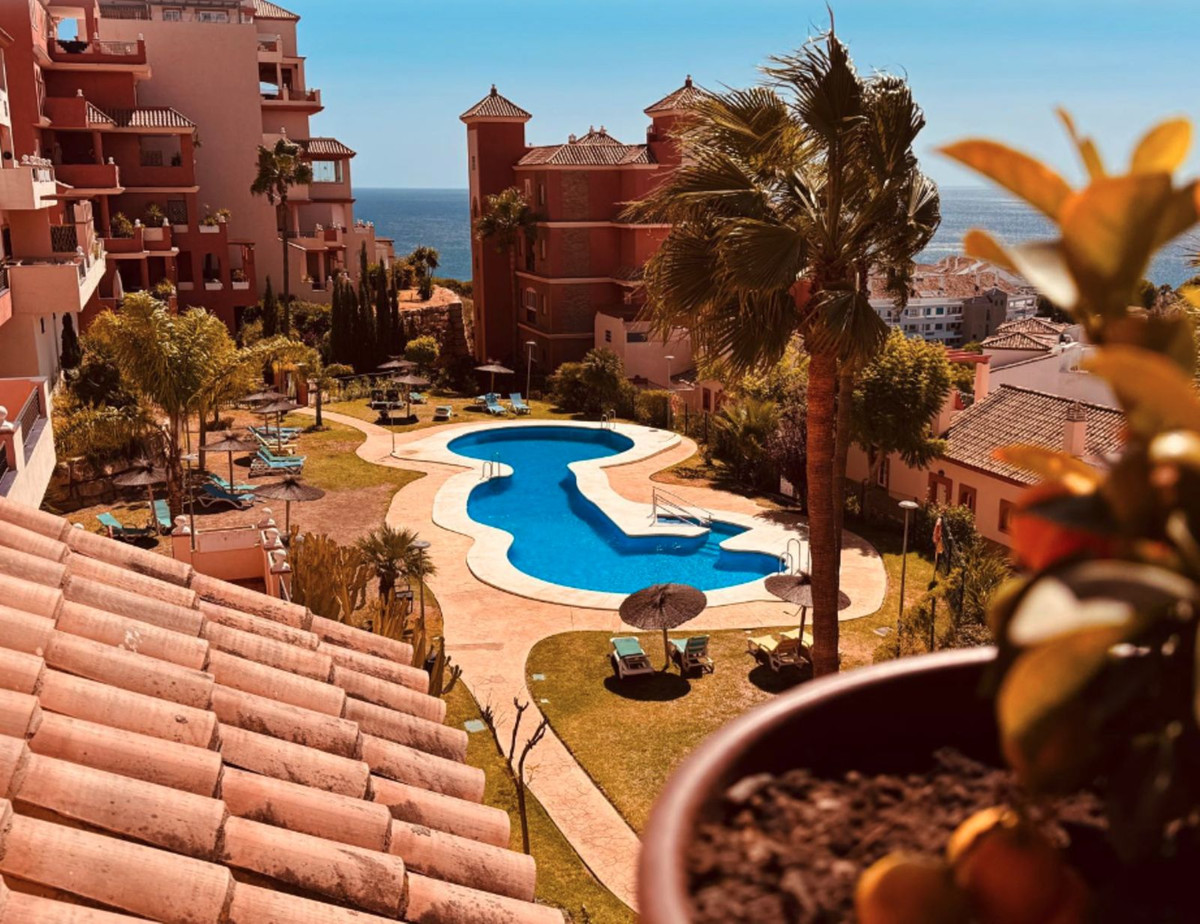 Se vende Apartamento Planta Media de 2 dormitorios en Costa Del Sol, Málaga, España
