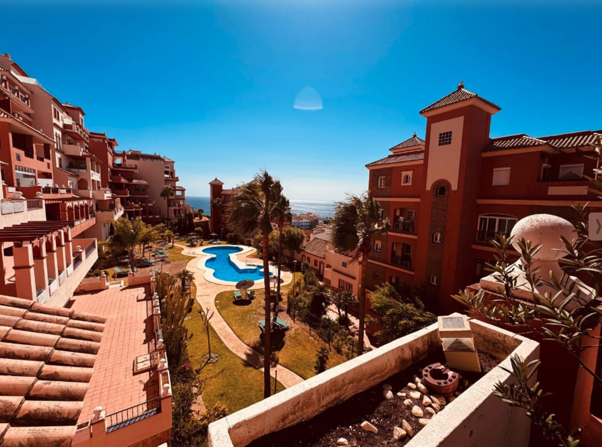 Se vende Apartamento Planta Media de 2 dormitorios en Costa Del Sol, Málaga, España