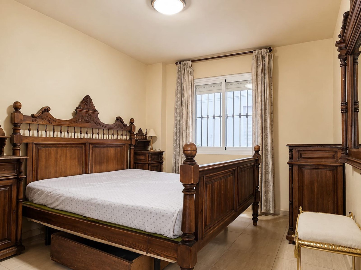 Se vende Apartamento Planta Media de 3 dormitorios en Costa Del Sol, Málaga, España