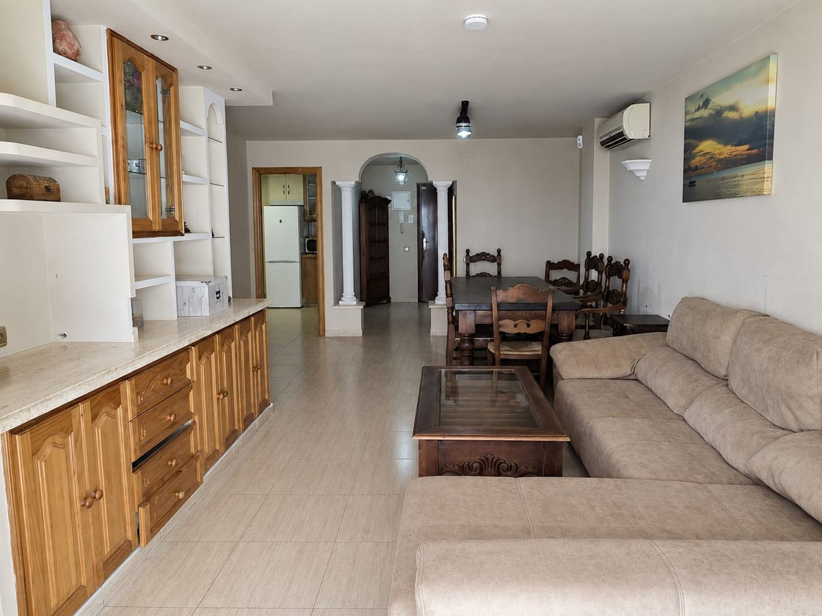 Se vende Apartamento Planta Media de 3 dormitorios en Costa Del Sol, Málaga, España