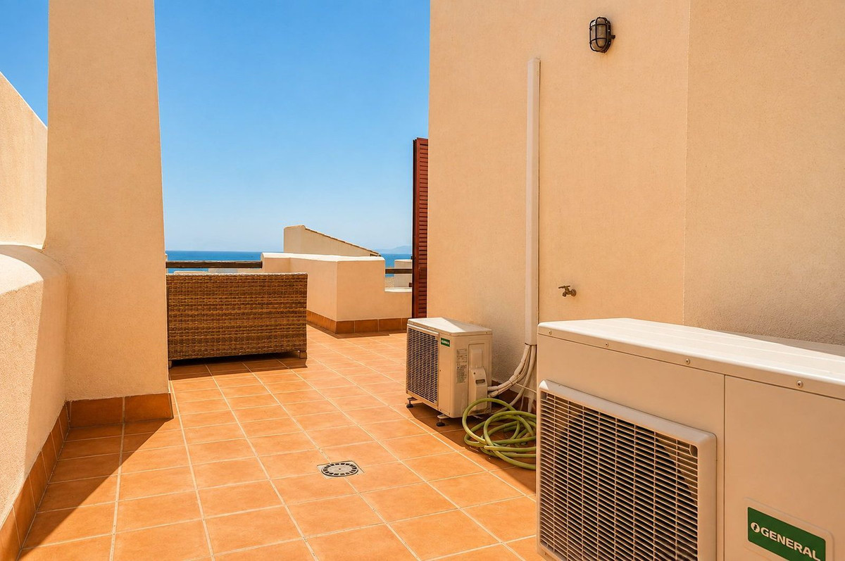 Se vende Adosada de 3 dormitorios en Costa Del Sol, Málaga, España