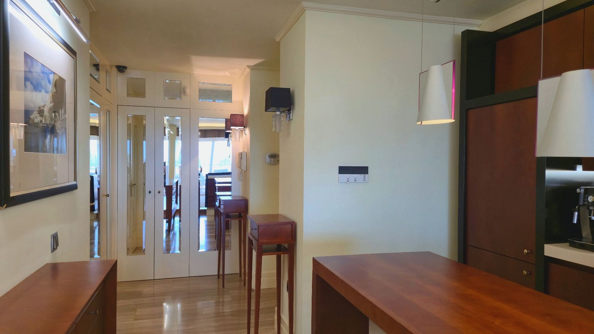 2 Bed Apartment for sale in Sierra Blanca Costa Del Sol, Málaga, Spain