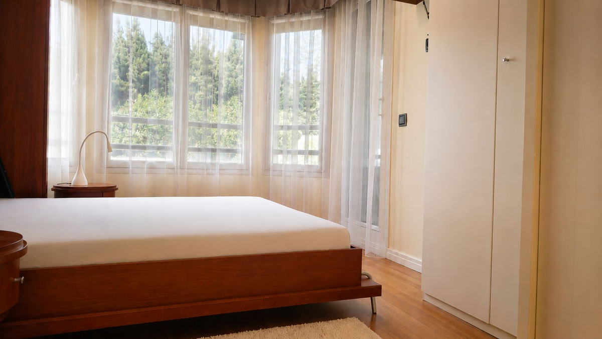 2 Bed Apartment for sale in Sierra Blanca Costa Del Sol, Málaga, Spain