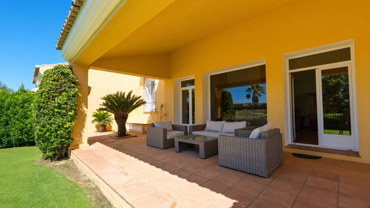 5 Bed Townhouse for sale in Sotogrande Costa Costa Del Sol, Cádiz, Spain