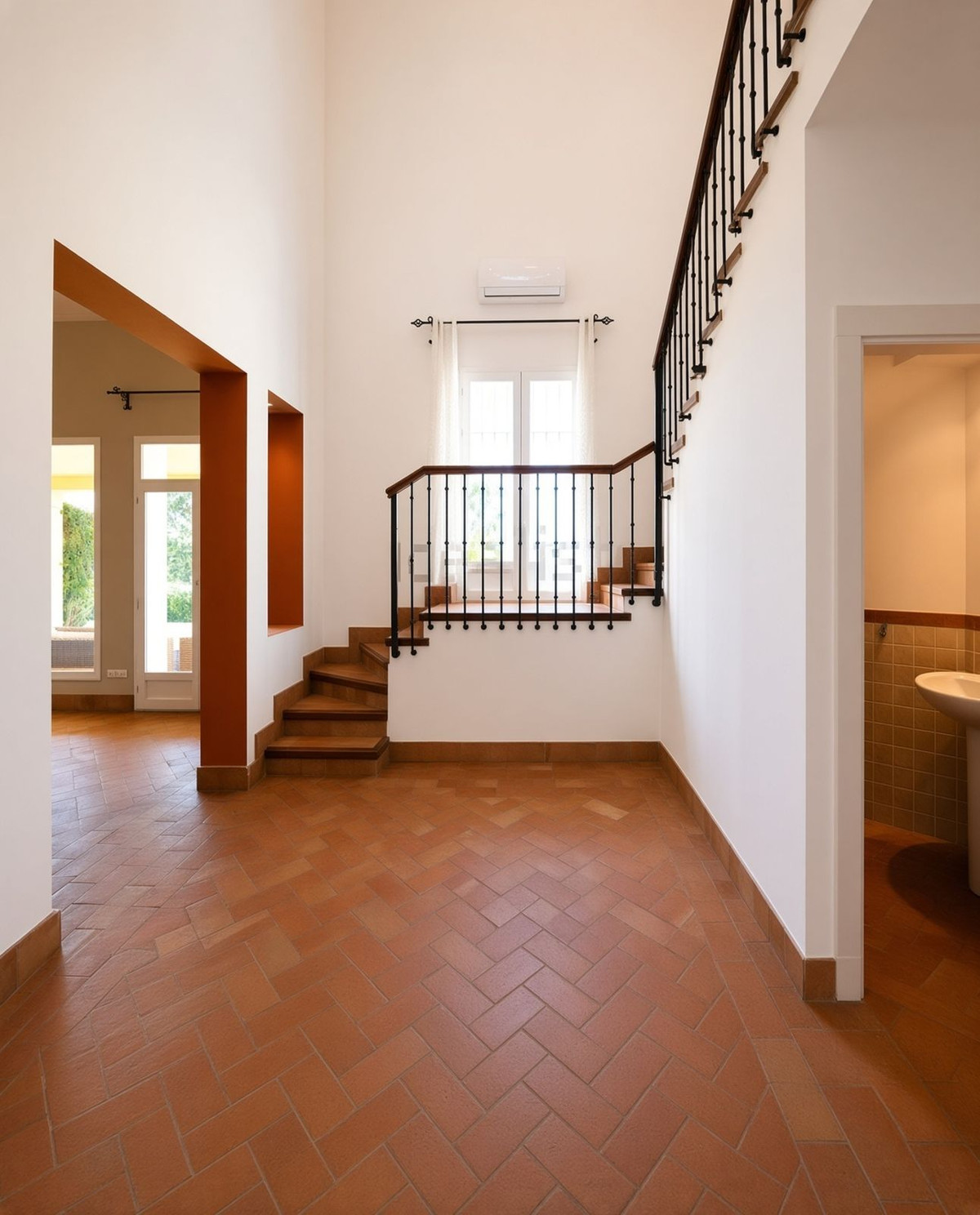 5 Bed Townhouse for sale in Sotogrande Costa Costa Del Sol, Cádiz, Spain