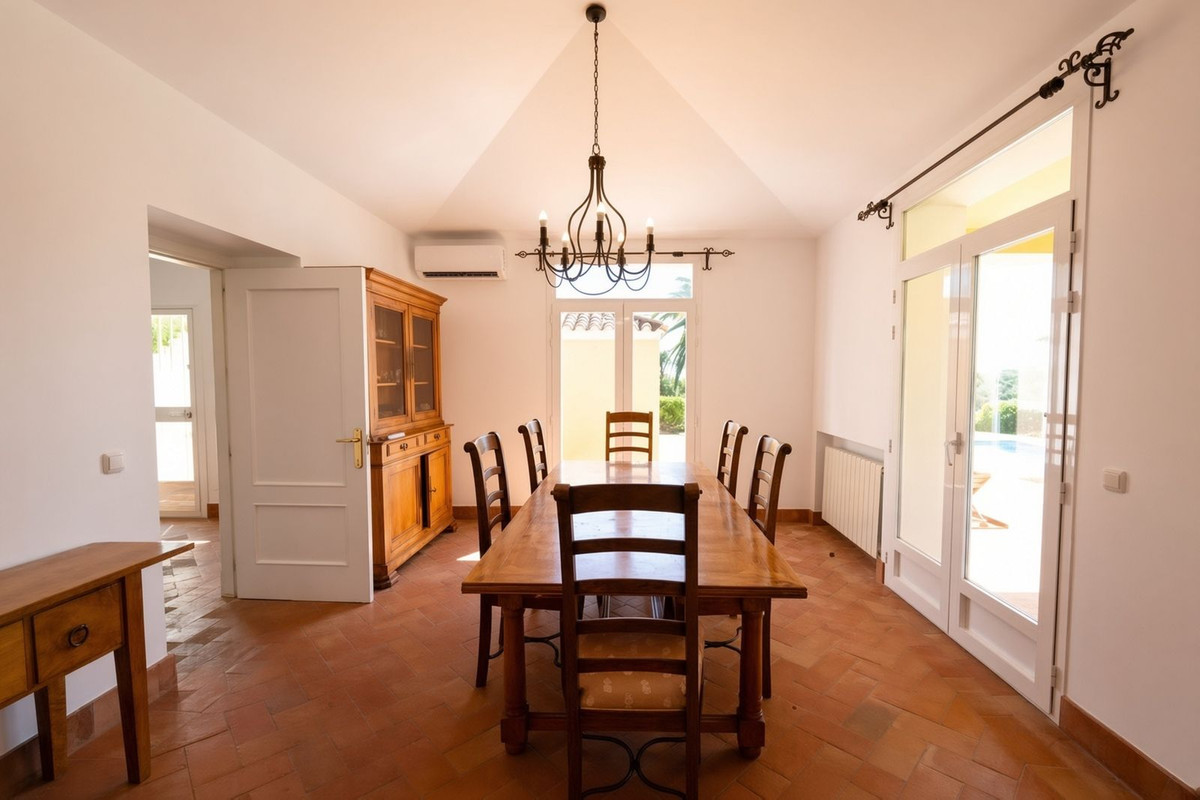 5 Bed Townhouse for sale in Sotogrande Costa Costa Del Sol, Cádiz, Spain
