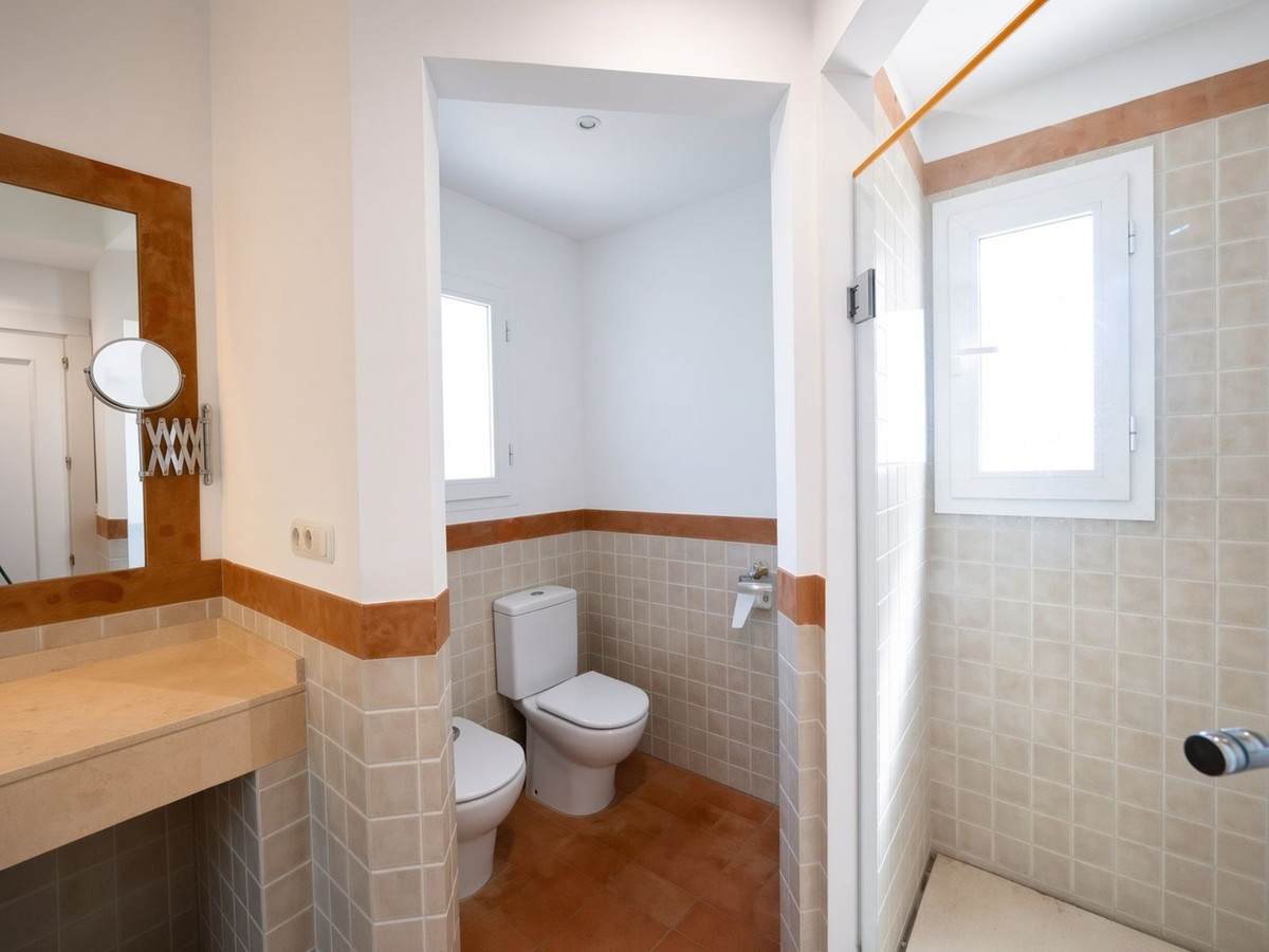 5 Bed Townhouse for sale in Sotogrande Costa Costa Del Sol, Cádiz, Spain