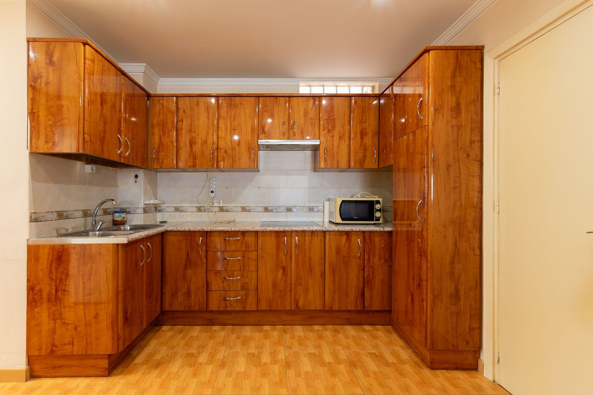 Se vende Apartamento en Planta Última de 2 dormitorios en Costa Del Sol, Málaga, España