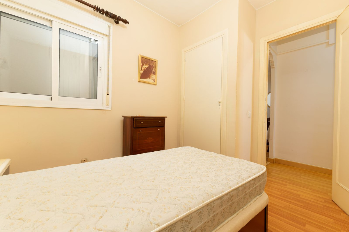 Se vende Apartamento en Planta Última de 2 dormitorios en Costa Del Sol, Málaga, España