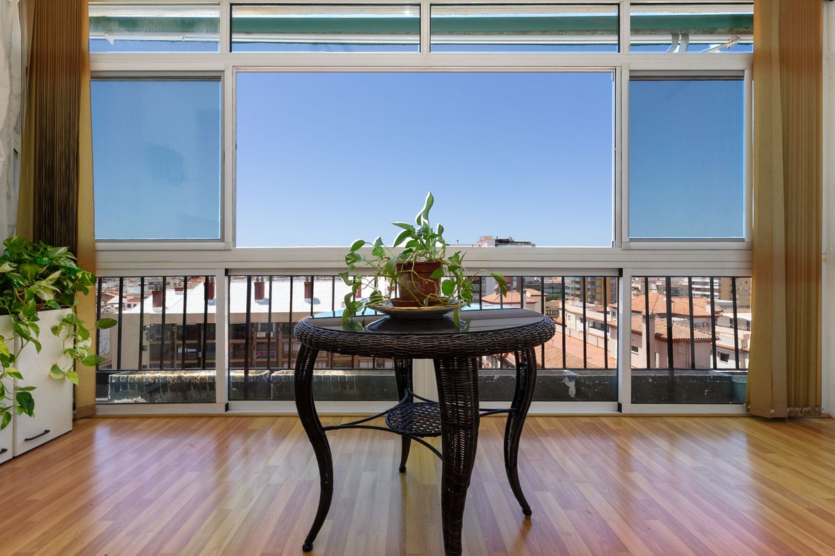 Se vende Apartamento en Planta Última de 2 dormitorios en Costa Del Sol, Málaga, España