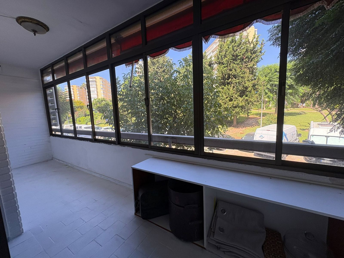 Se vende Apartamento Planta Media de 3 dormitorios en Costa Del Sol, Málaga, España