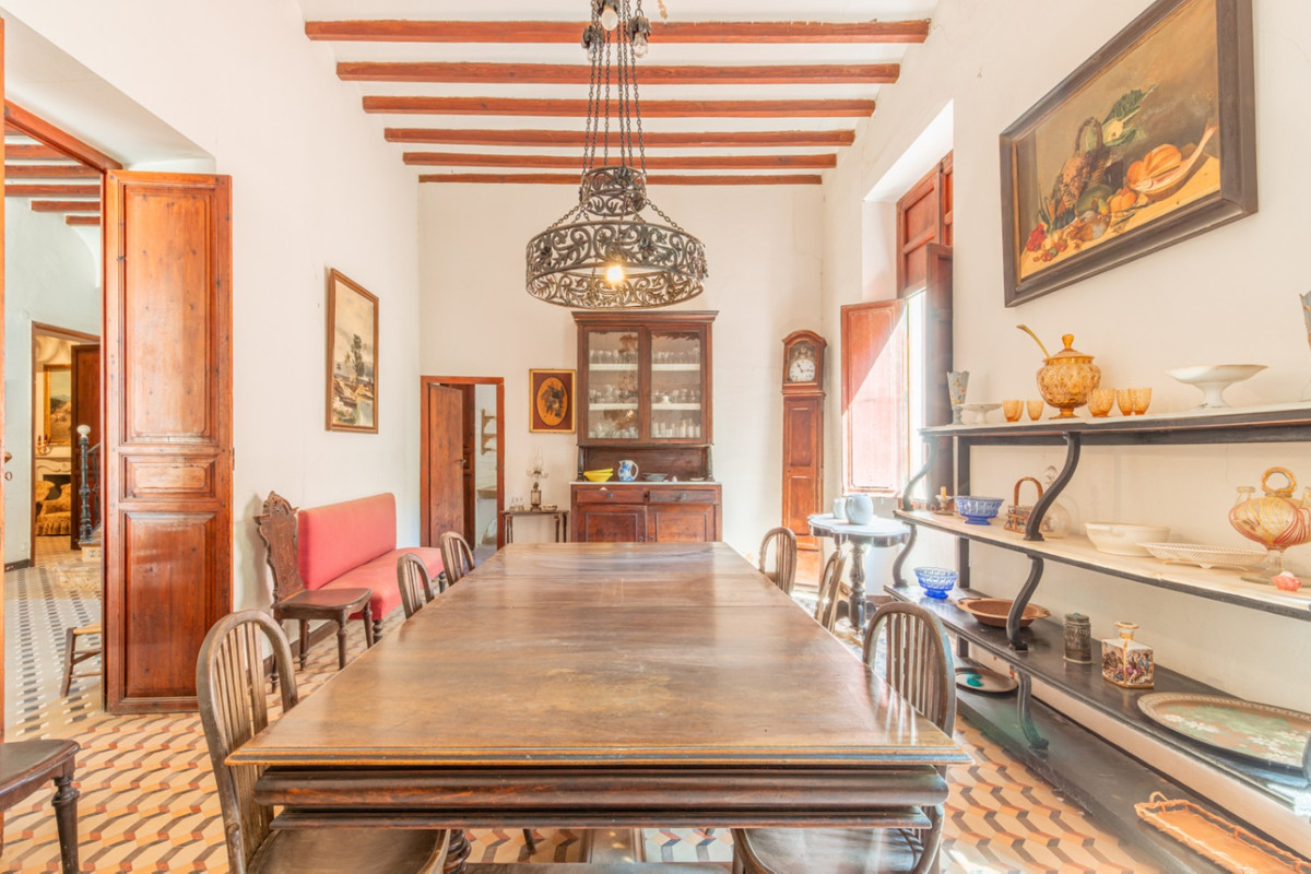Se vende Villa - Chalet de 6 dormitorios en Costa Blanca, Alicante, España