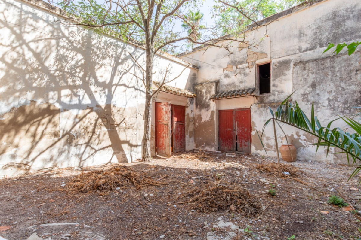 Se vende Villa - Chalet de 6 dormitorios en Costa Blanca, Alicante, España