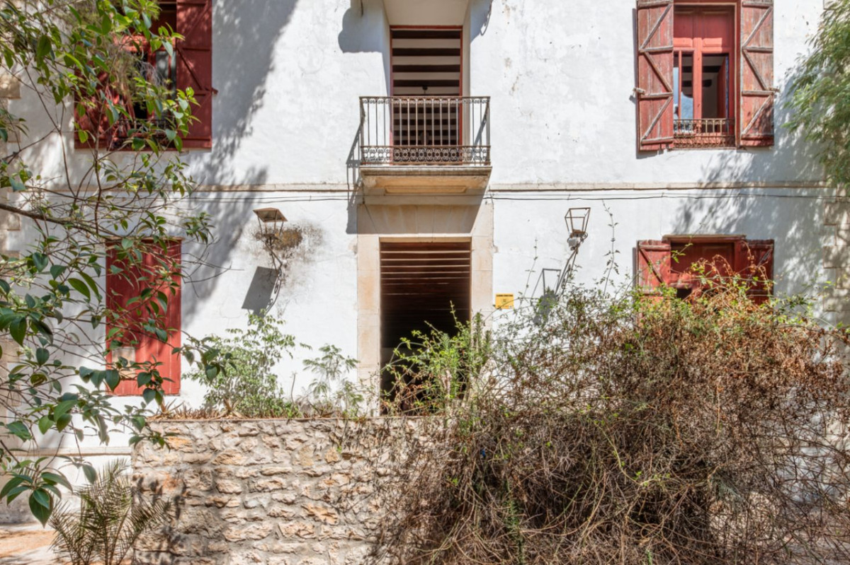 Se vende Villa - Chalet de 6 dormitorios en Costa Blanca, Alicante, España