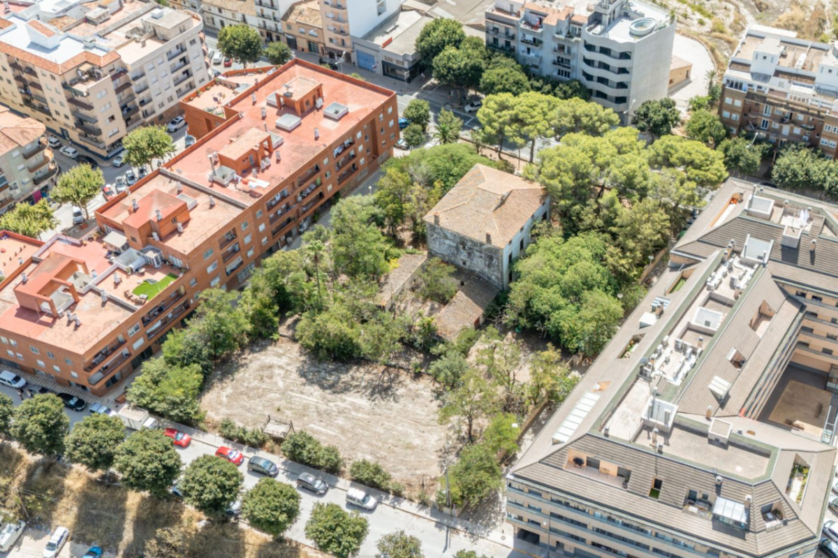 Se vende Villa - Chalet de 6 dormitorios en Costa Blanca, Alicante, España