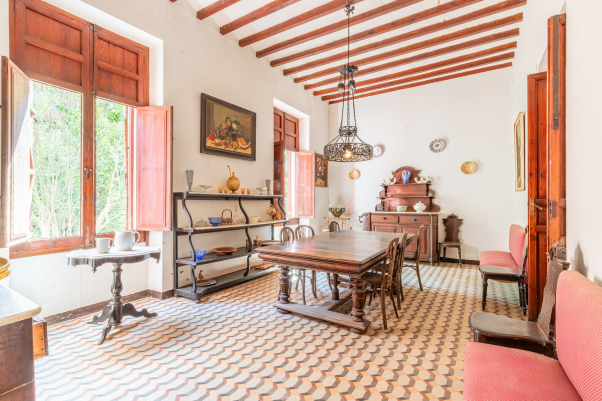 Se vende Villa - Chalet de 6 dormitorios en Costa Blanca, Alicante, España