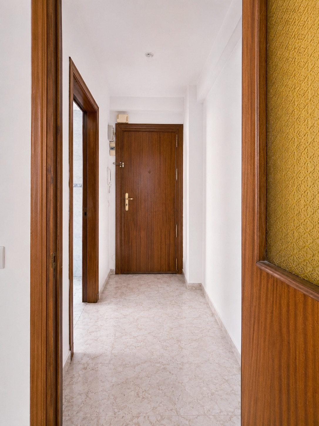 Se vende Apartamento Planta Media de 3 dormitorios en Costa Del Sol, Málaga, España