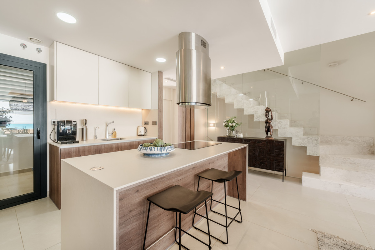 5 Bed Townhouse for sale in Puerto Banús Costa Del Sol, Málaga, Spain