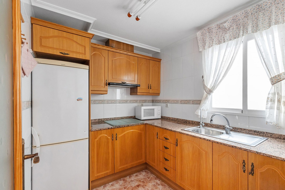 Se vende Apartamento Planta Baja de 2 dormitorios en Costa Blanca, Alicante, España