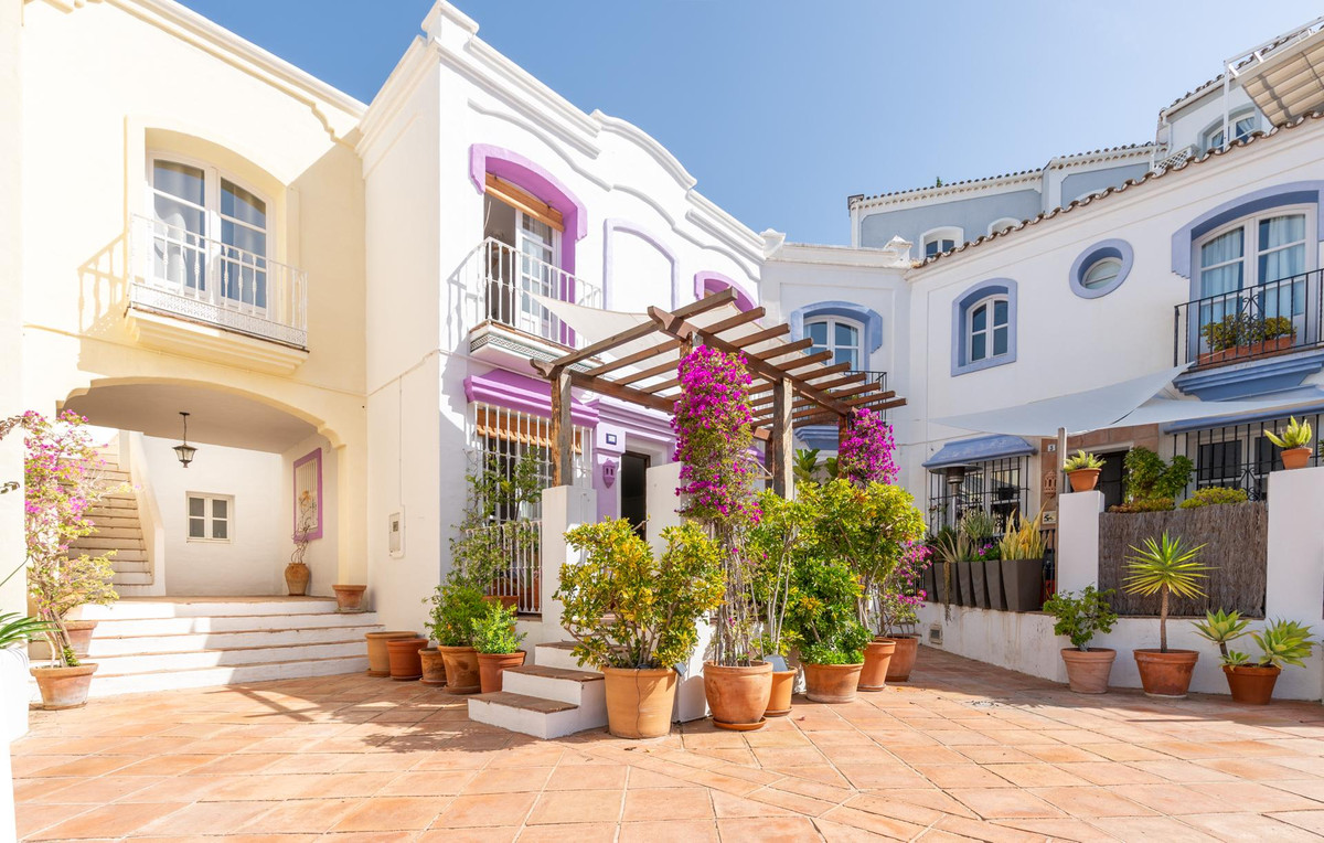 Se vende Adosada de 2 dormitorios en Costa Del Sol, Málaga, España