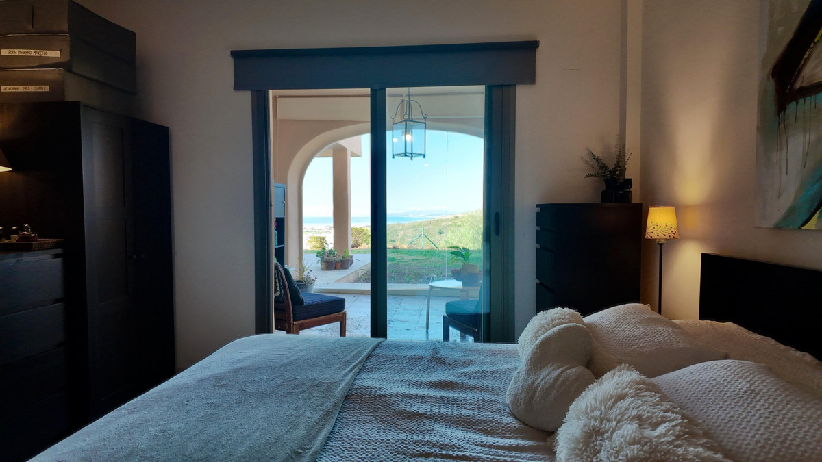 3 Bed Apartment for sale in El Paraiso Costa Del Sol, Málaga, Spain