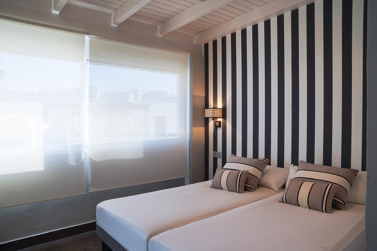 4 Bed Townhouse for sale in San Pedro De Alcántara Costa Del Sol, Málaga, Spain
