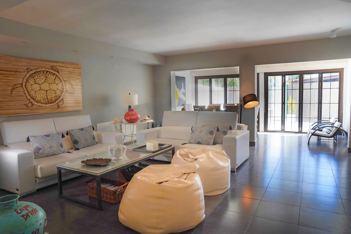 4 Bed Townhouse for sale in San Pedro De Alcántara Costa Del Sol, Málaga, Spain
