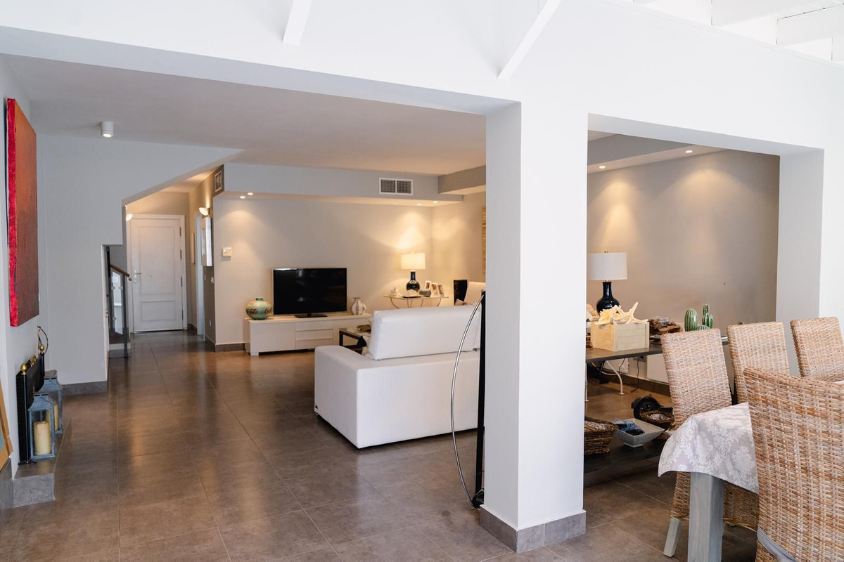 4 Bed Townhouse for sale in San Pedro De Alcántara Costa Del Sol, Málaga, Spain