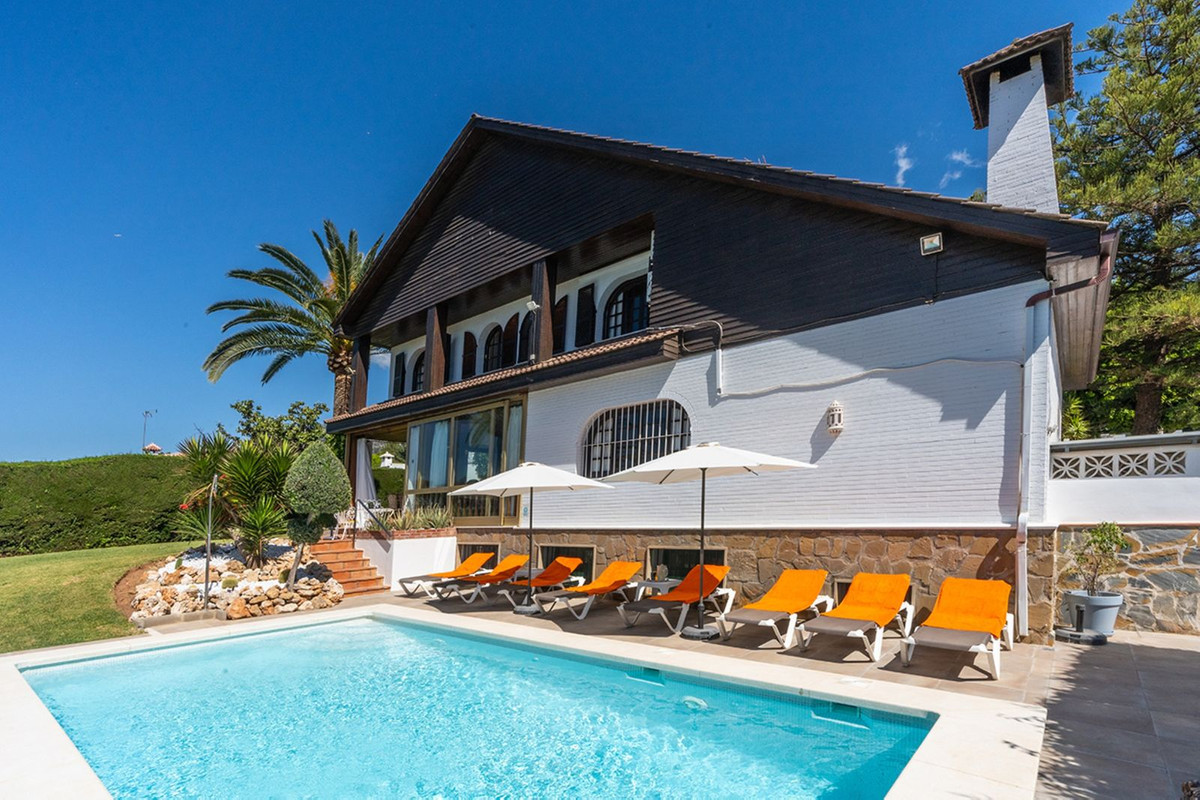 Se vende Villa - Chalet de 7 dormitorios en Costa Del Sol, Málaga, España