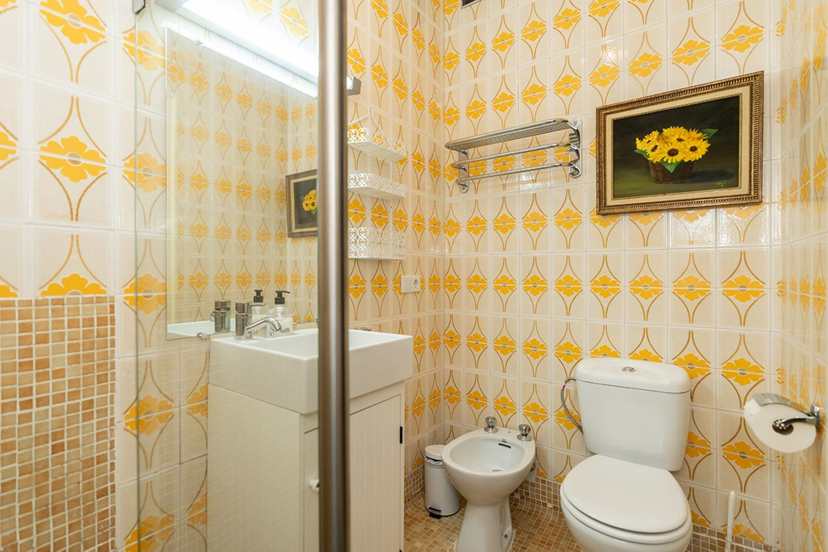 Se vende Villa - Chalet de 7 dormitorios en Costa Del Sol, Málaga, España