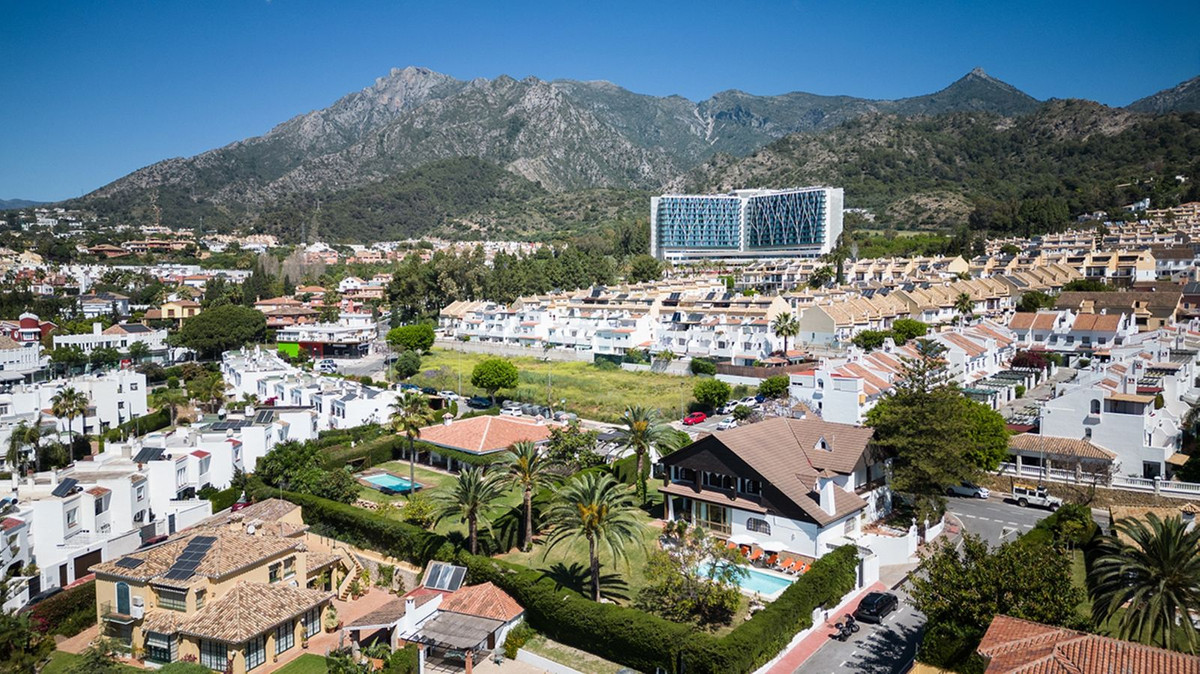 Se vende Villa - Chalet de 7 dormitorios en Costa Del Sol, Málaga, España
