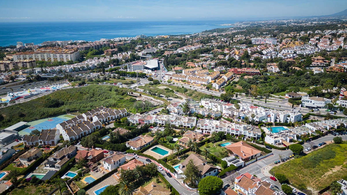 Se vende Villa - Chalet de 7 dormitorios en Costa Del Sol, Málaga, España