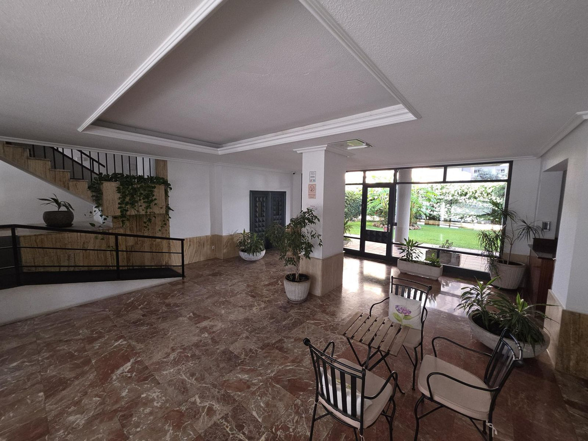 Se vende Apartamento Planta Media de 2 dormitorios en Costa Del Sol, Málaga, España