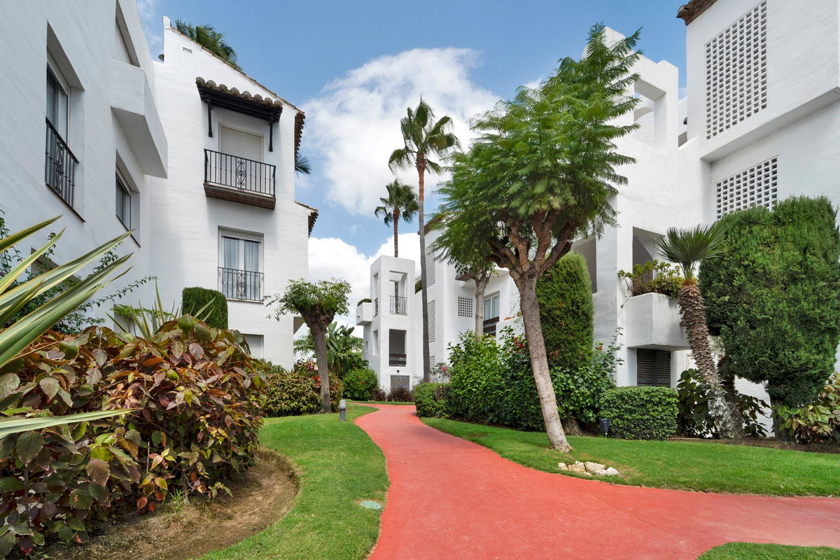 2 Bed Apartment for sale in Cancelada Costa Del Sol, Málaga, Spain