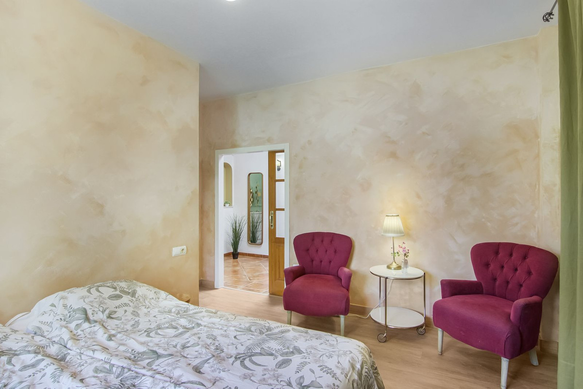 Se vende Villa - Chalet de 3 dormitorios en Costa Del Sol, Málaga, España