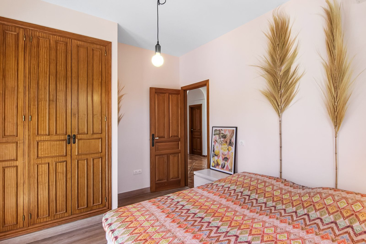 Se vende Villa - Chalet de 3 dormitorios en Costa Del Sol, Málaga, España