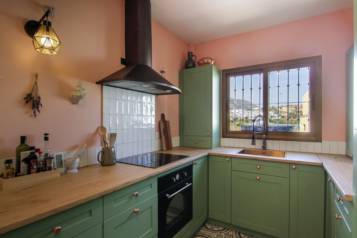 Se vende Villa - Chalet de 3 dormitorios en Costa Del Sol, Málaga, España