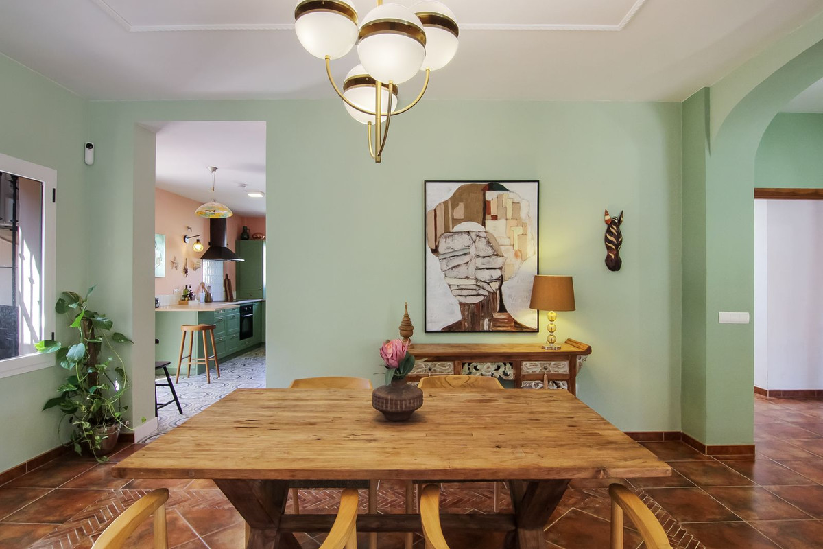 Se vende Villa - Chalet de 3 dormitorios en Costa Del Sol, Málaga, España