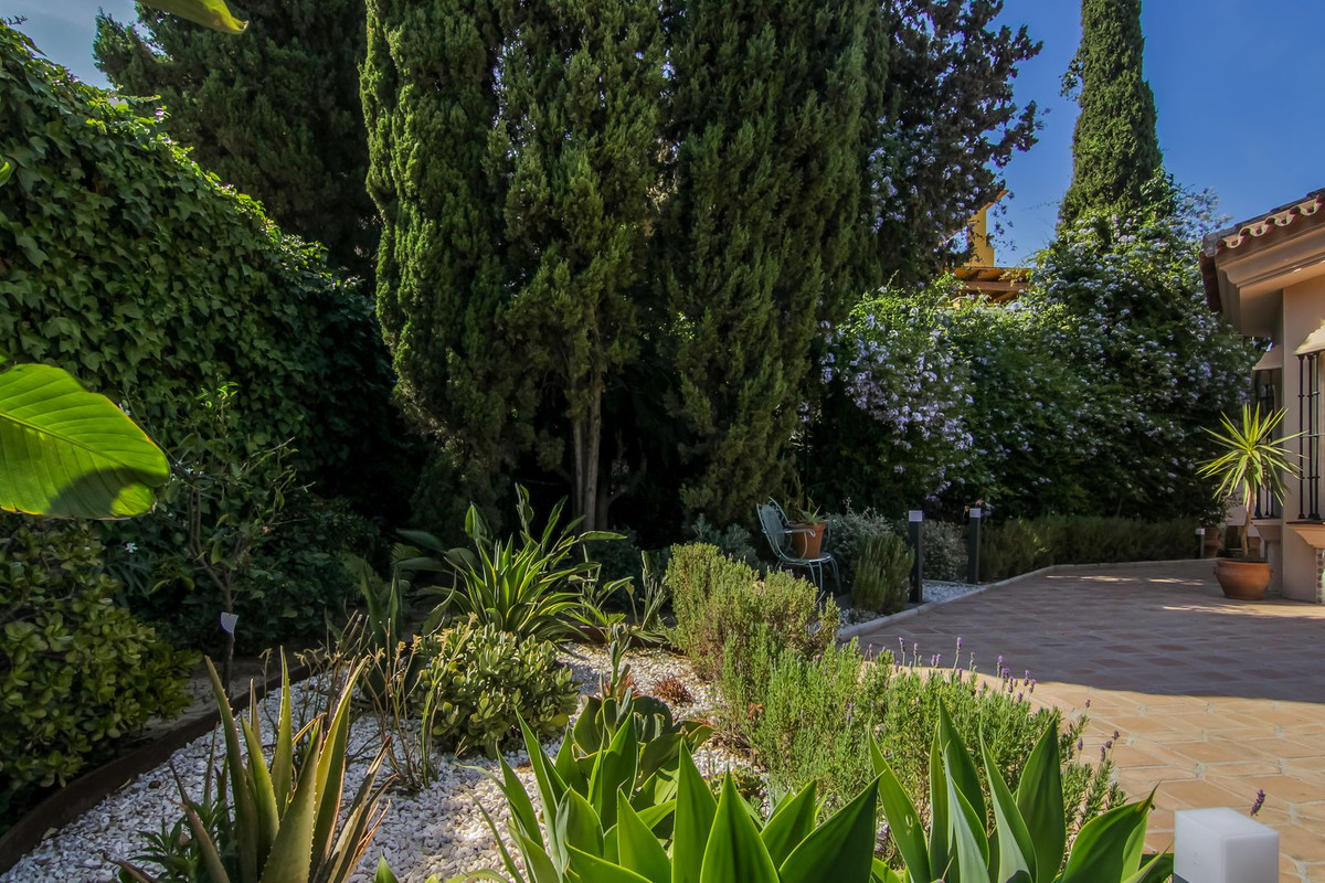 Se vende Villa - Chalet de 3 dormitorios en Costa Del Sol, Málaga, España