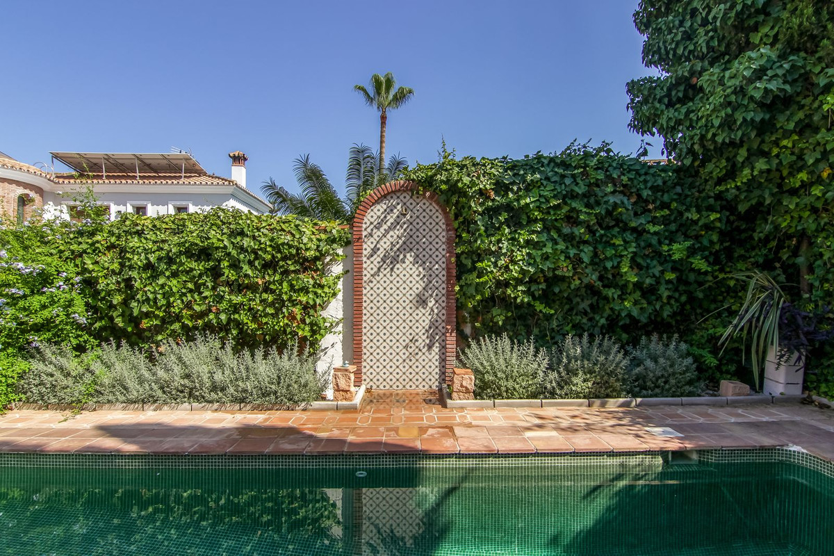 Se vende Villa - Chalet de 3 dormitorios en Costa Del Sol, Málaga, España