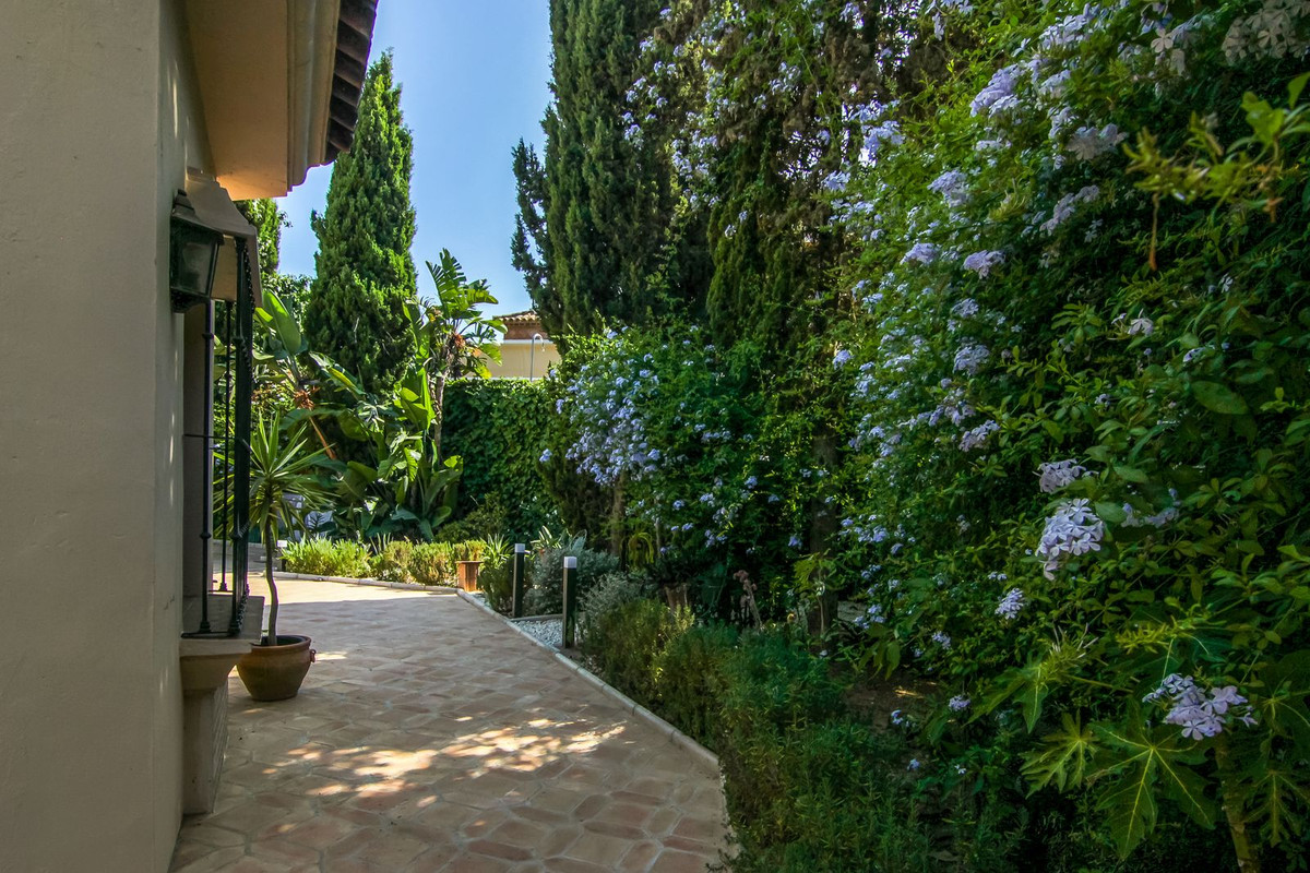 Se vende Villa - Chalet de 3 dormitorios en Costa Del Sol, Málaga, España