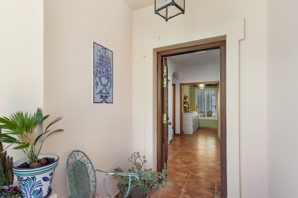 Se vende Villa - Chalet de 3 dormitorios en Costa Del Sol, Málaga, España