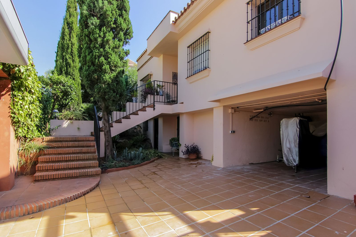 Se vende Villa - Chalet de 3 dormitorios en Costa Del Sol, Málaga, España