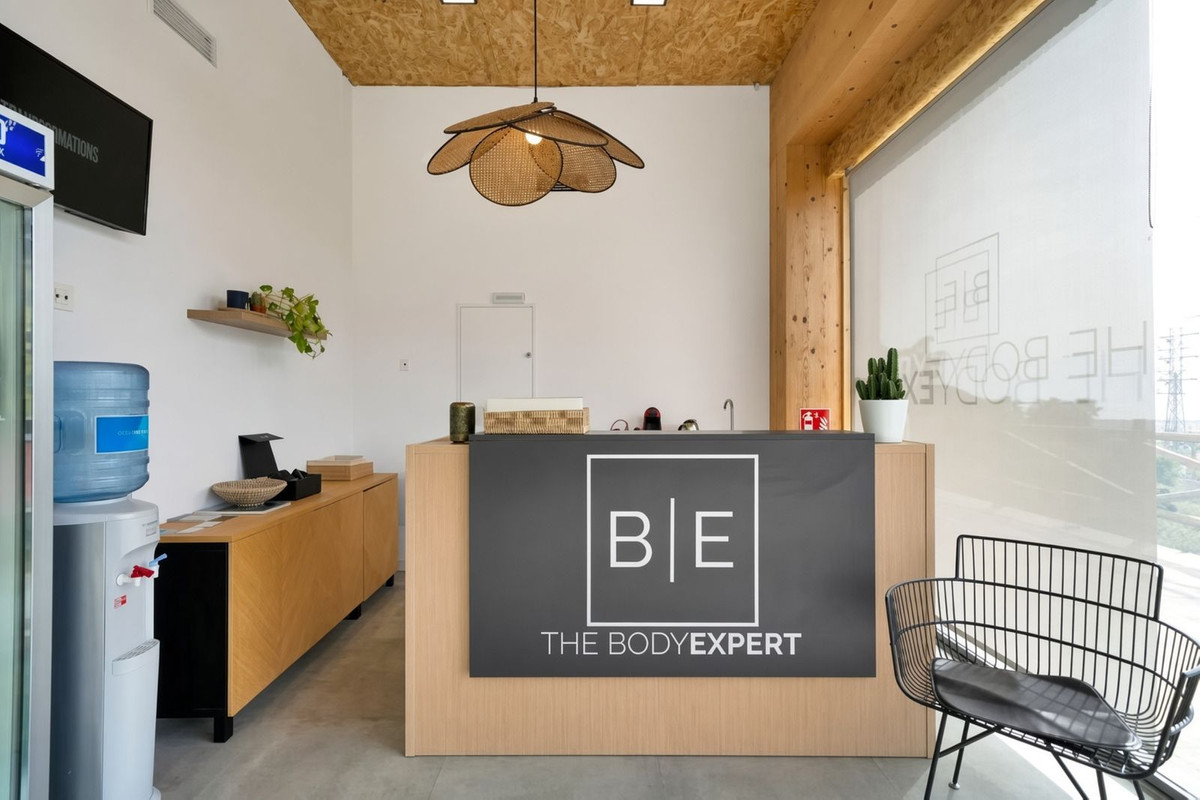 2 Bed Apartment for sale in El Paraiso Costa Del Sol, Málaga, Spain
