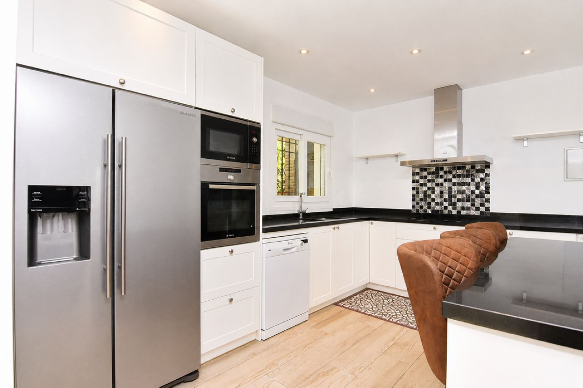 4 Bed Townhouse for sale in Benalmadena Pueblo Costa Del Sol, Málaga, Spain