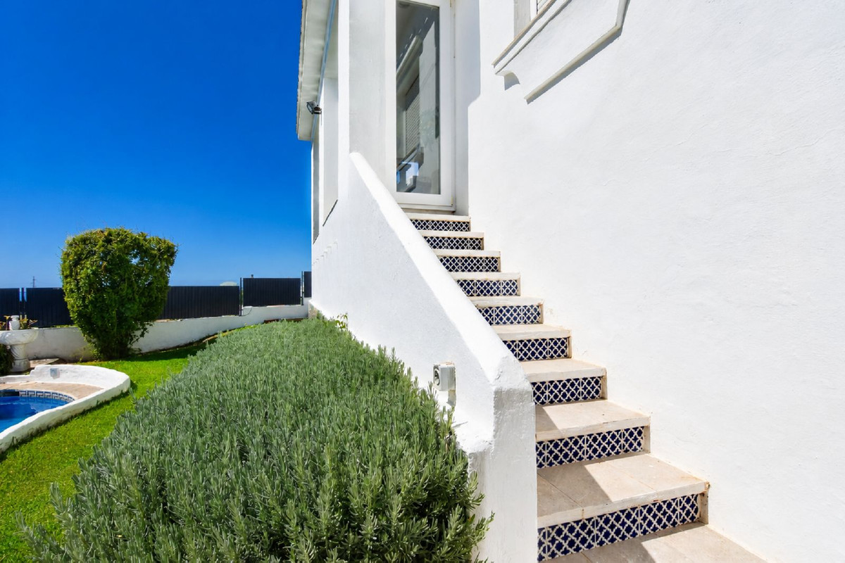 4 Bed Townhouse for sale in Benalmadena Pueblo Costa Del Sol, Málaga, Spain