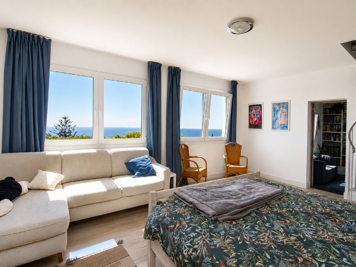 4 Bed Townhouse for sale in Benalmadena Pueblo Costa Del Sol, Málaga, Spain