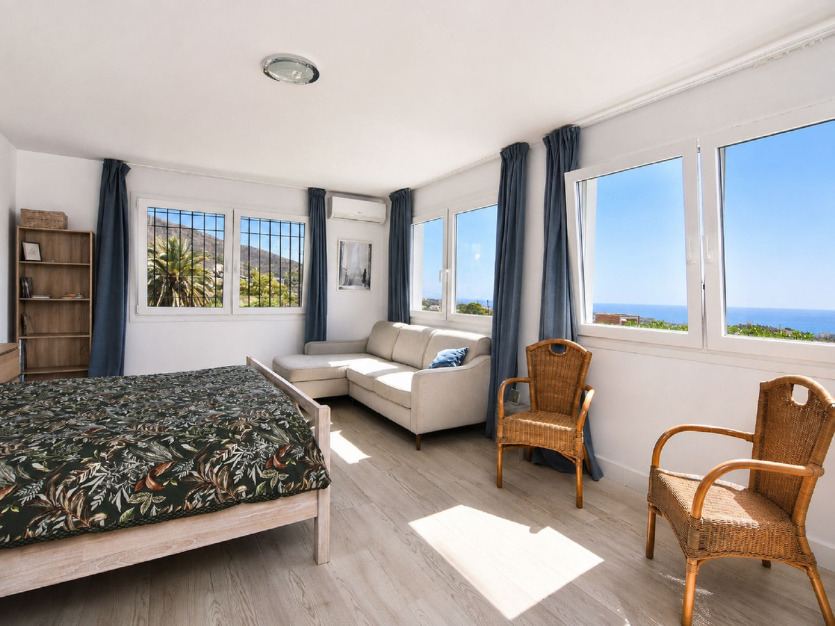 4 Bed Townhouse for sale in Benalmadena Pueblo Costa Del Sol, Málaga, Spain