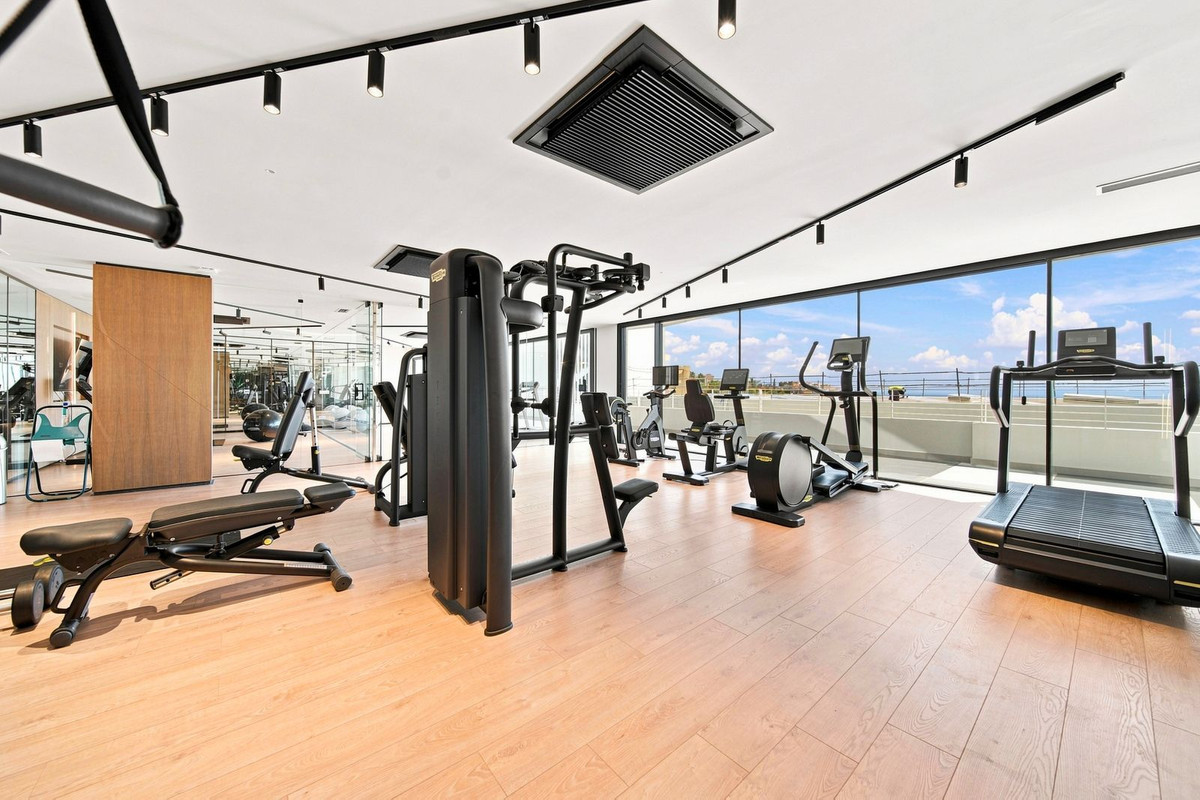 Se vende Apartamento Planta Media de 2 dormitorios en Costa Del Sol, Málaga, España