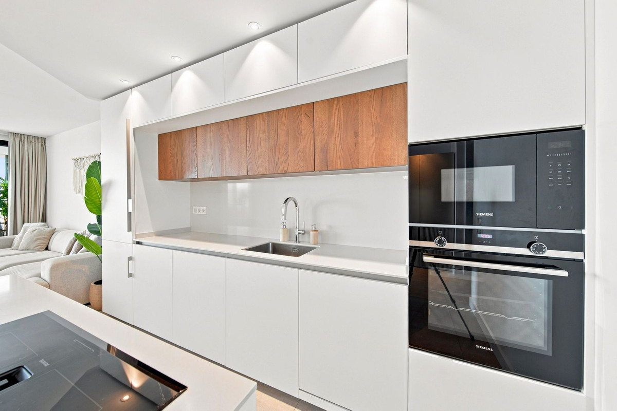 Se vende Apartamento Planta Media de 2 dormitorios en Costa Del Sol, Málaga, España